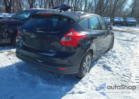 2013 Ford Focus Se z USA, uszkodzony, nr VIN 1FADP3K29DL303382
